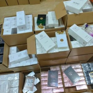 Perfumes for sale - Pallets for sale online.