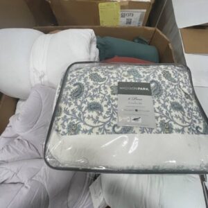 Assorted Bedding: 92% Off Original Retail (G51372)