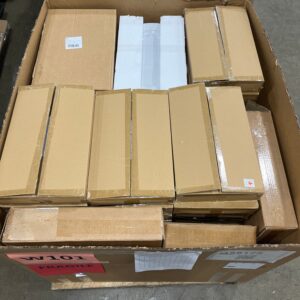 Assorted Large Table Top Plates: 85% Off Original Retail (G58175)