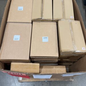 Assorted Large Table Top Plates: 85% Off Original Retail (G58180)