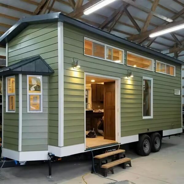 Modular Mobile Container House on Wheels