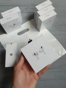 Apple Airpods pro pallets - Amazon Fulfilment Center