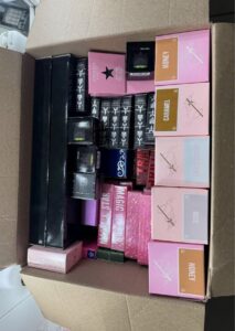 Jeffree star cosmetics pallet – Amazon Fulfilment Center