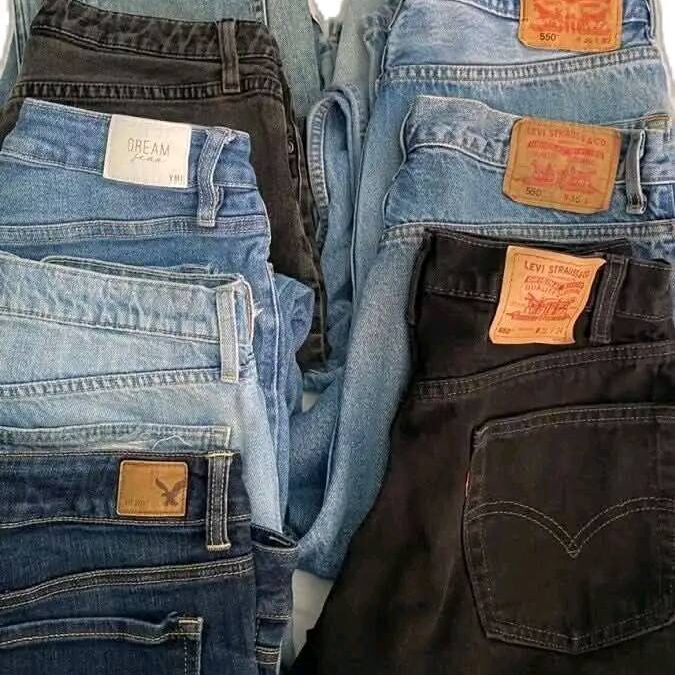 Premium Jeans Liquidation Pallets at Amazon Fulfilment Center 👖✨